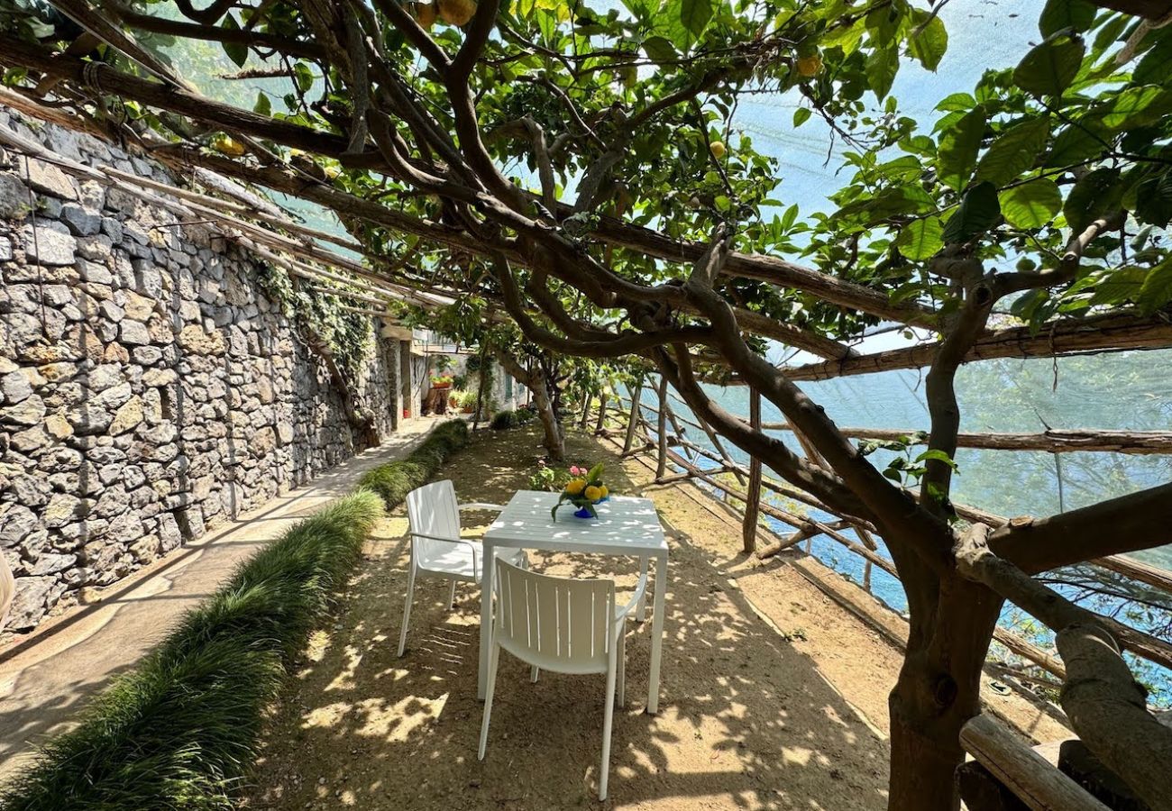 Villa in Furore - Luxury Amalfi coast cliff Villa Sunset with pool