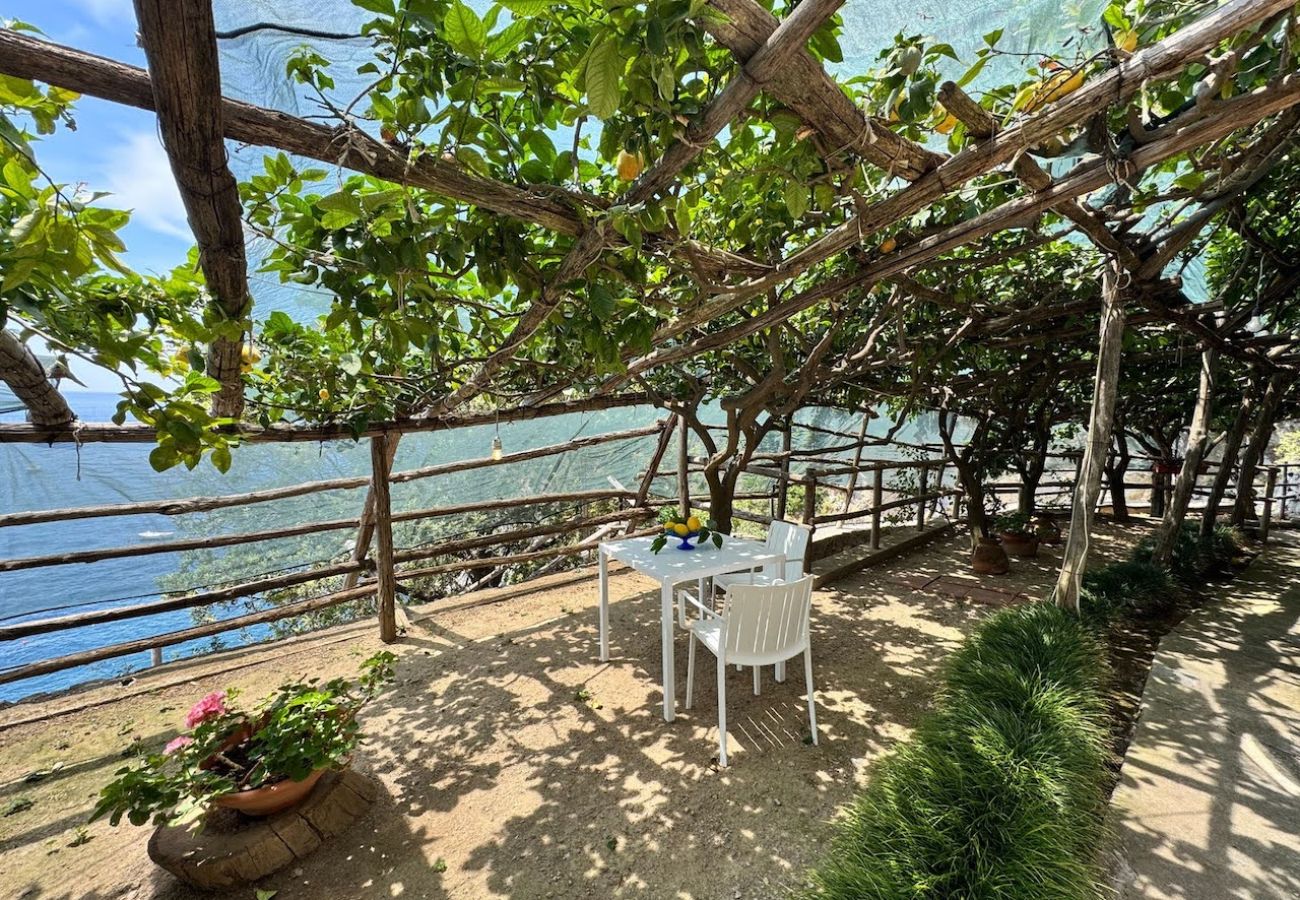Villa in Furore - Luxury Amalfi coast cliff Villa Sunset with pool