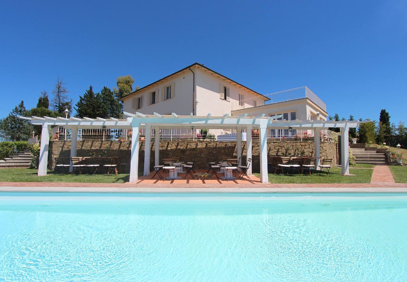 Villa in Certaldo - Spectacular villa with view