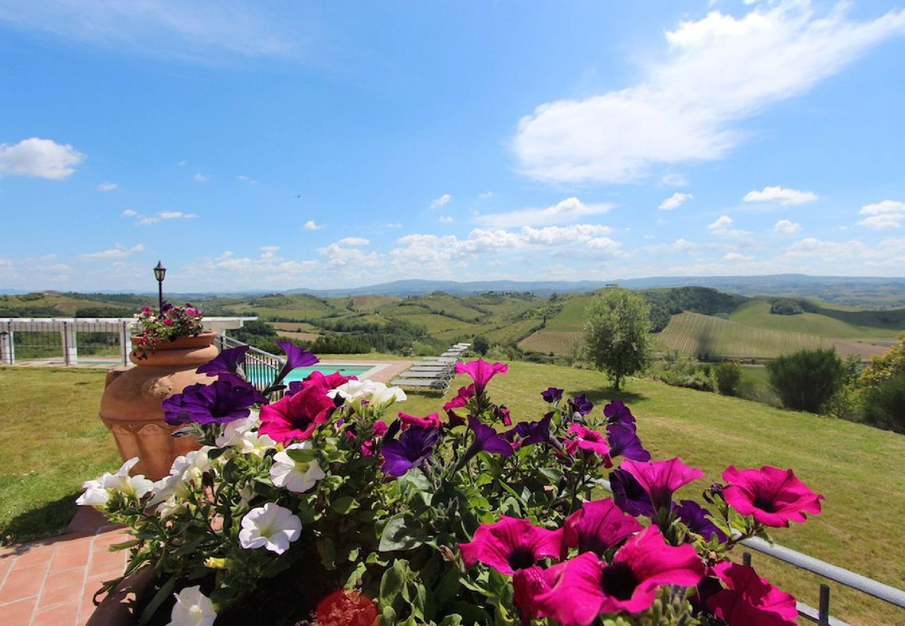 Villa in Certaldo - Spectacular villa with view