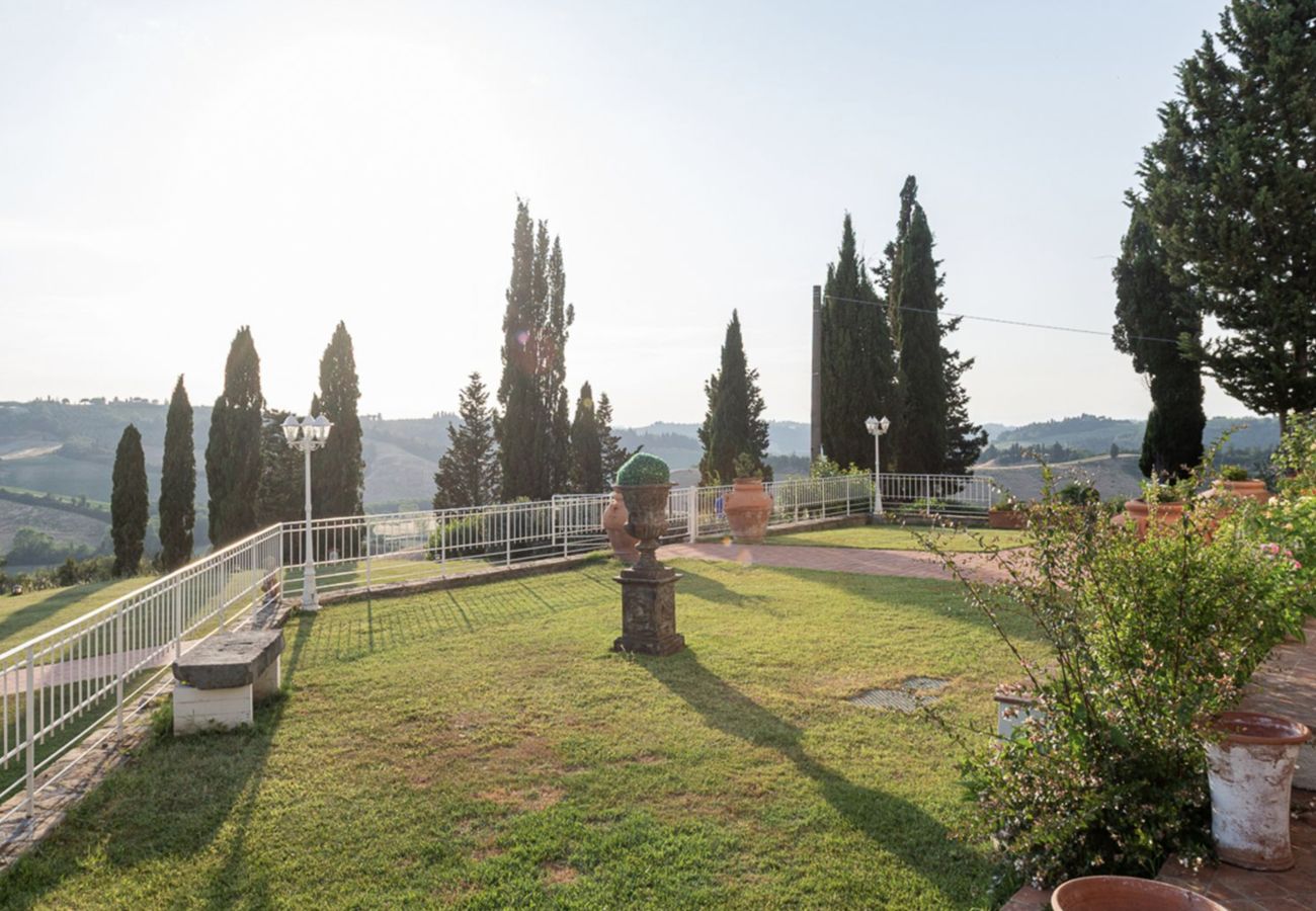 Villa in Certaldo - Spectacular villa with view