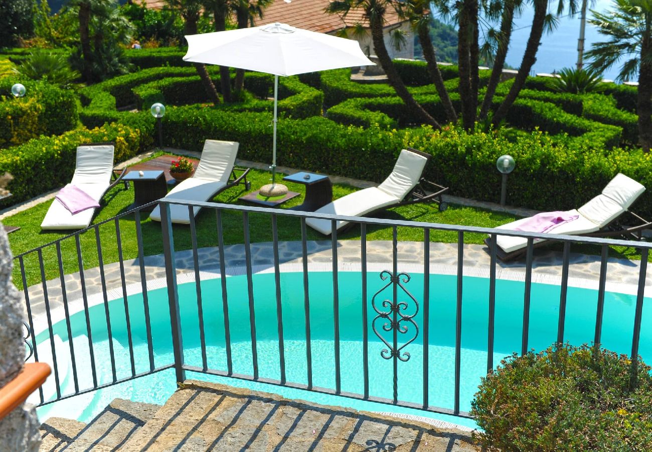 House in Scala - Villa  Great views on the sea and pool!