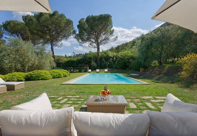Villa in Lucca - Historical Villa Daniela in the countryside