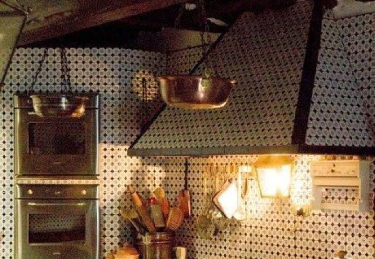 Villa in Lucca - Historical Villa Daniela in the countryside