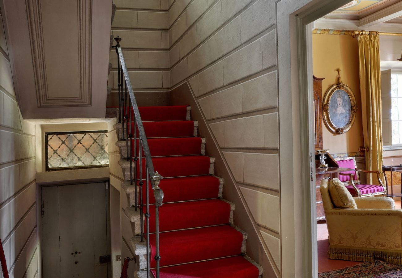 Villa in Lucca - Historical Villa Daniela in the countryside