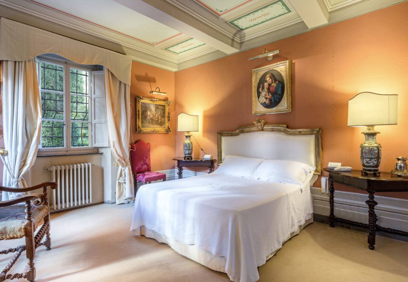 Villa in Lucca - Historical Villa Daniela in the countryside