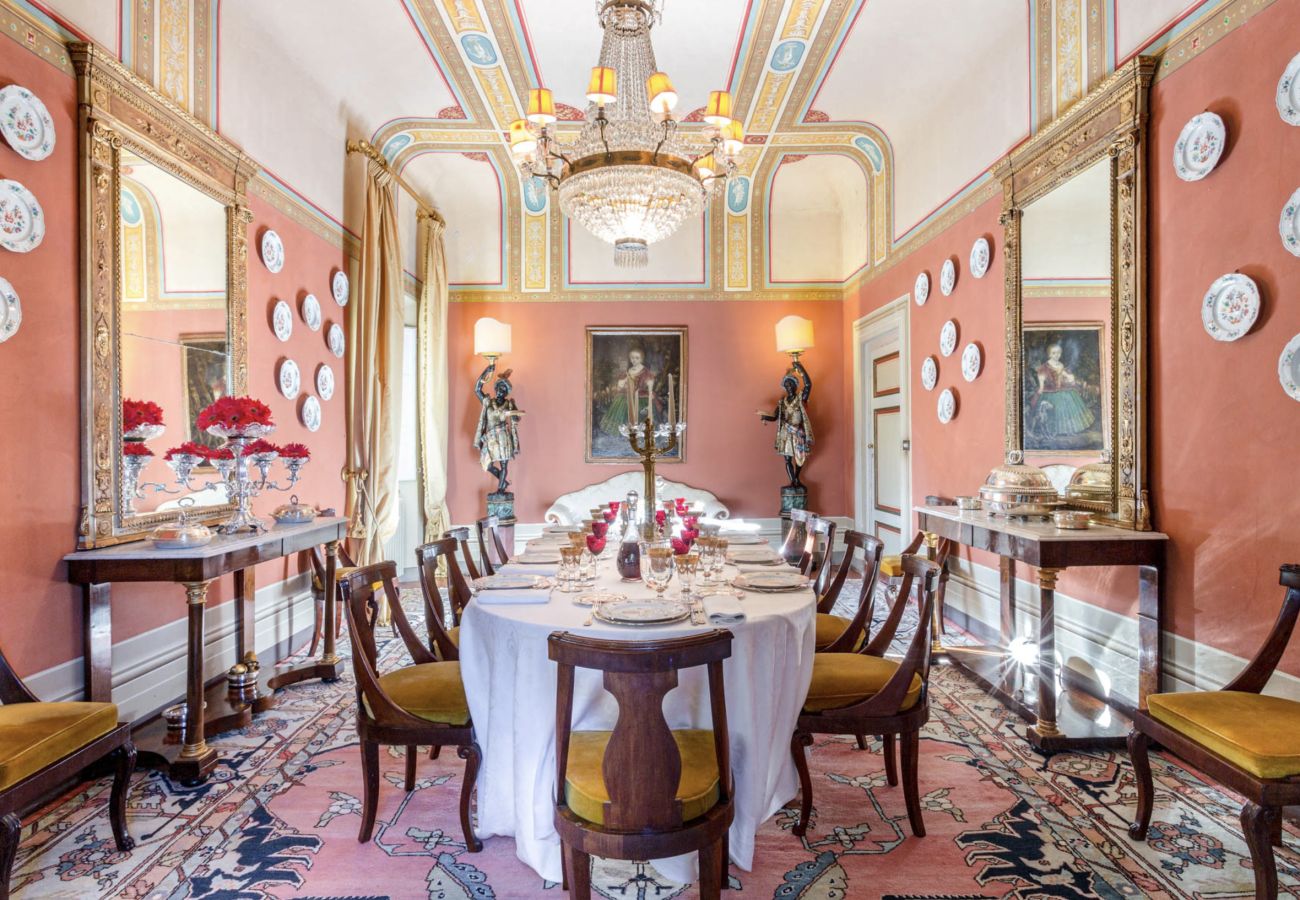 Villa in Lucca - Historical Villa Daniela in the countryside