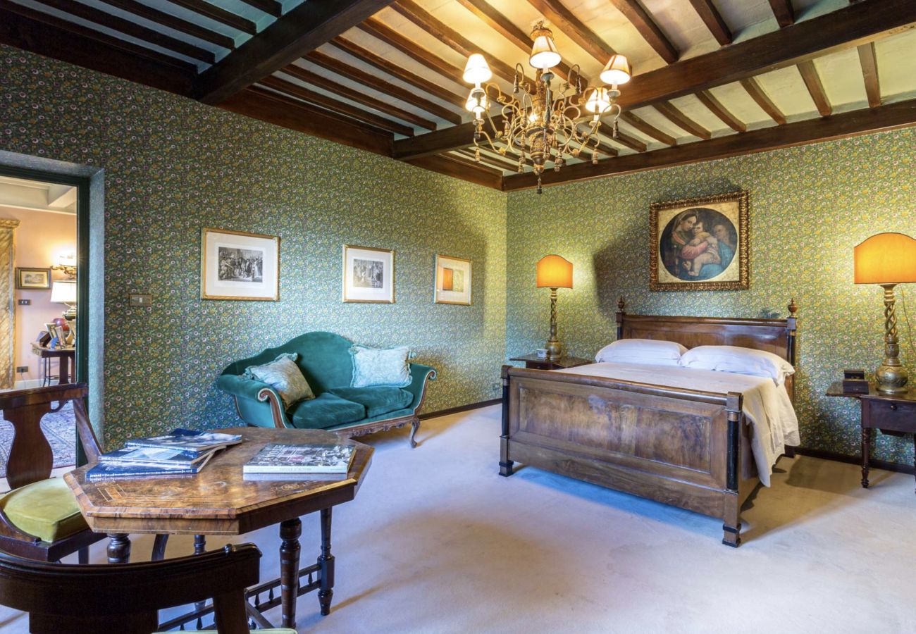 Villa in Lucca - Historical Villa Daniela in the countryside