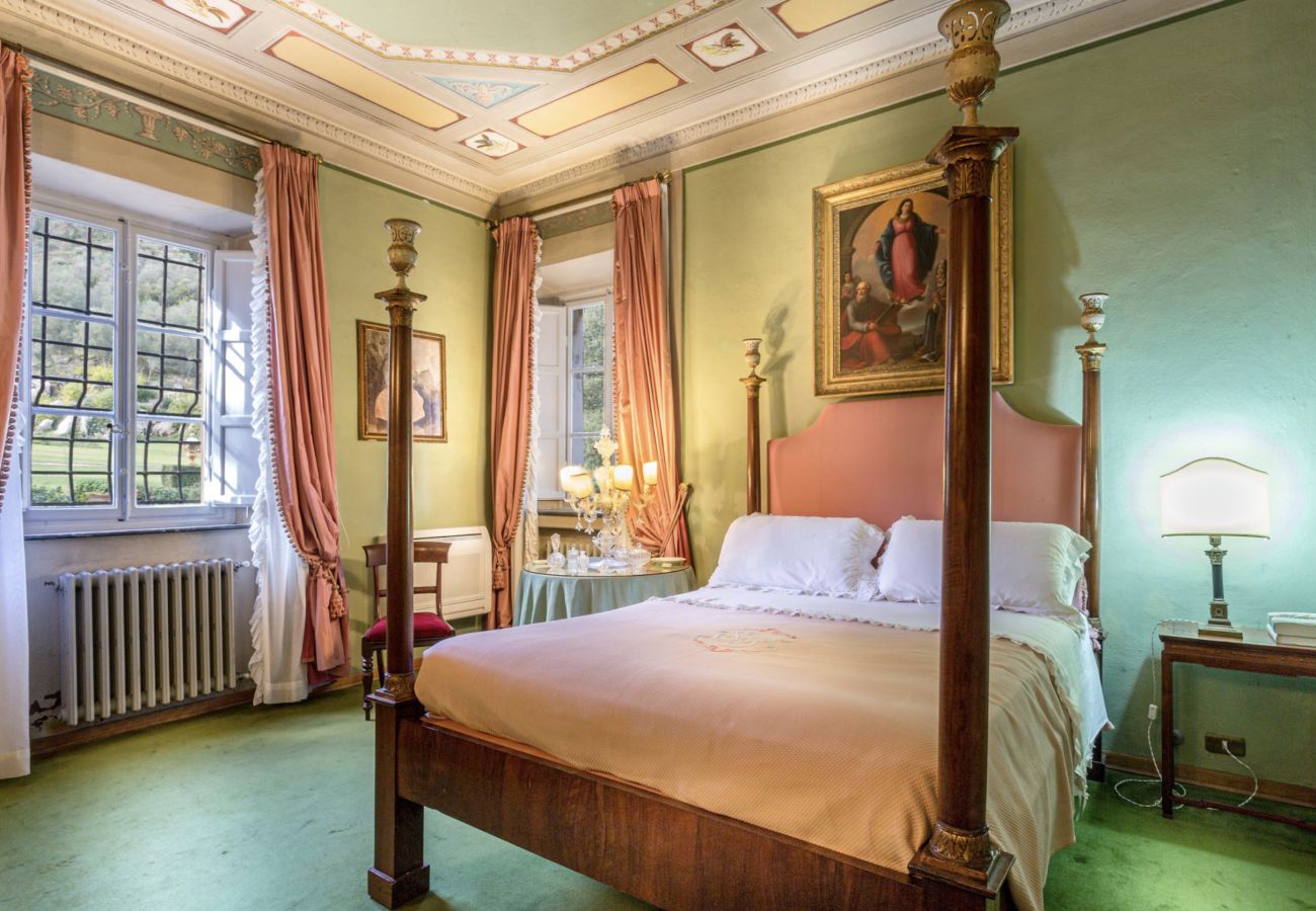 Villa in Lucca - Historical Villa Daniela in the countryside