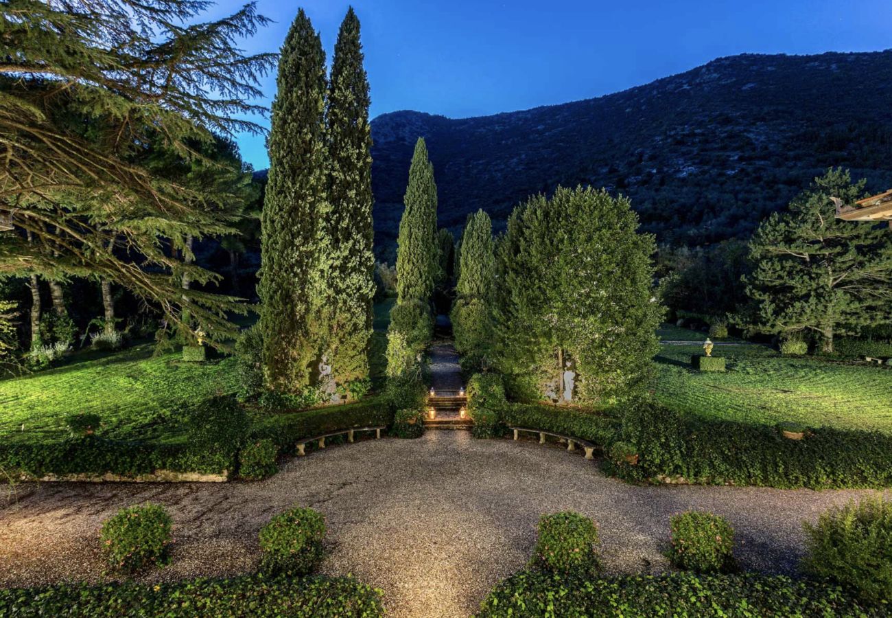 Villa in Lucca - Historical Villa Daniela in the countryside