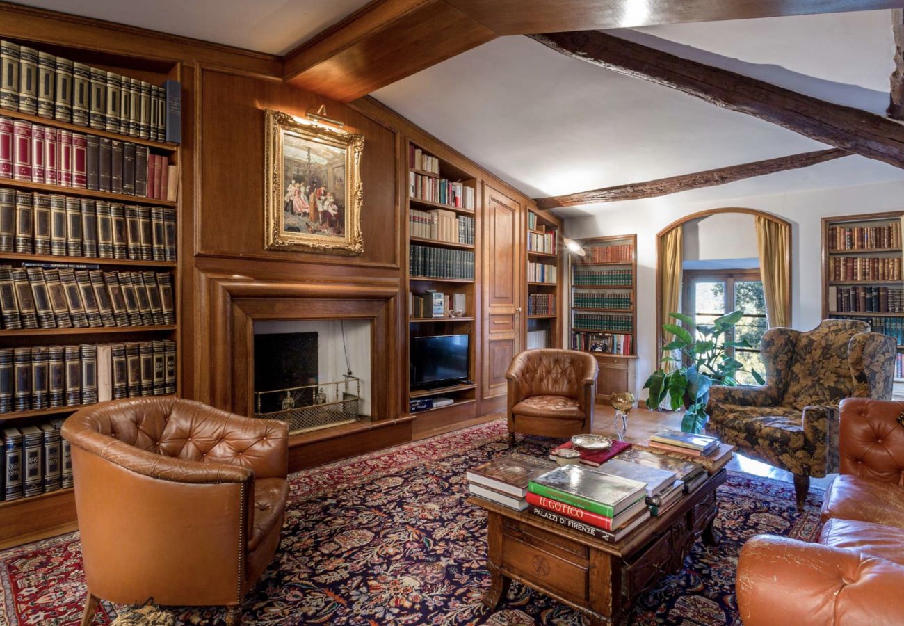 Villa in Lucca - Historical Villa Daniela in the countryside