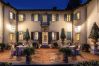 Villa in Lucca - Historical Villa Daniela in the countryside