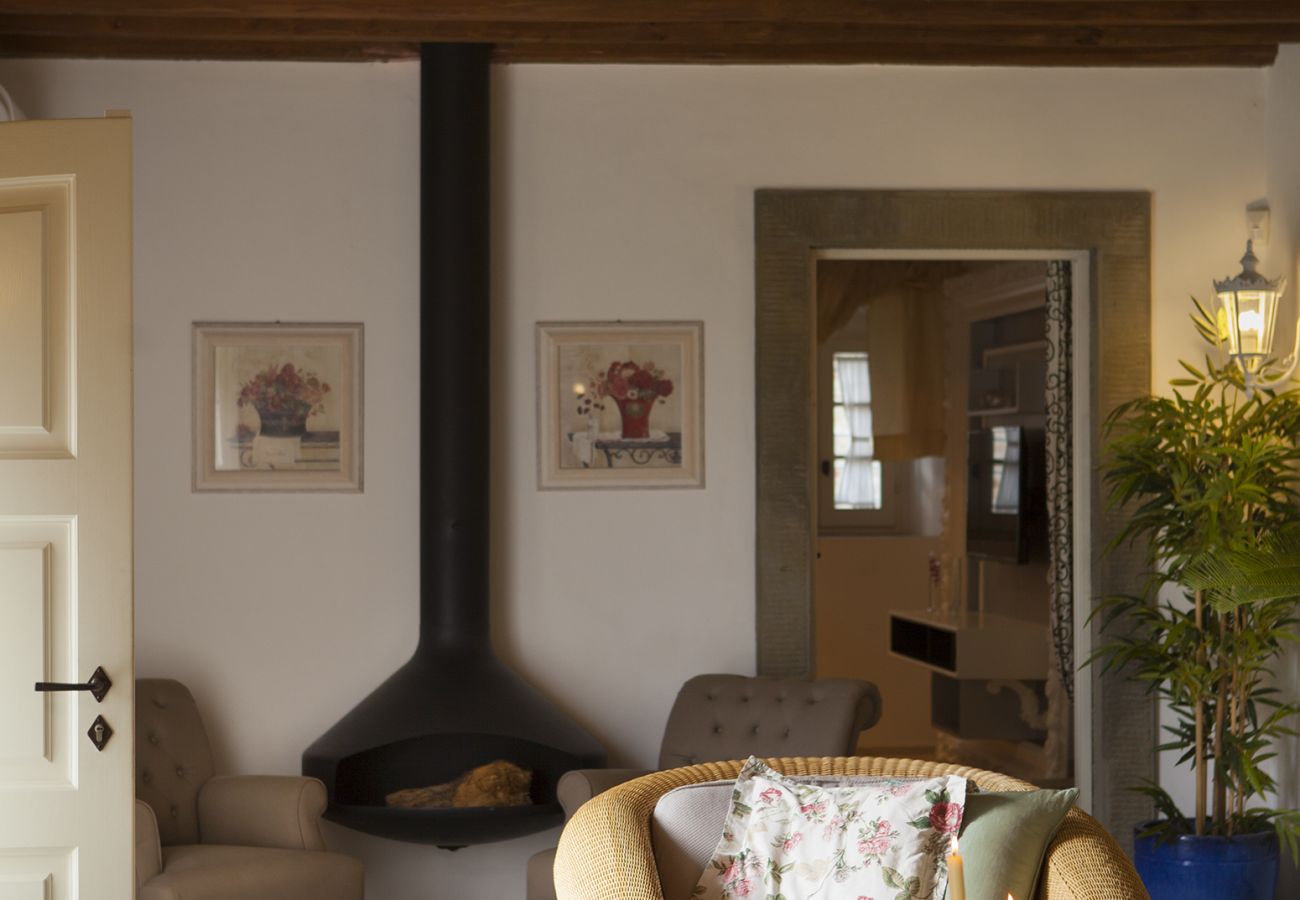 Villa in Tavarnelle Val di Pesa - Villa Tavernella with pool and spa