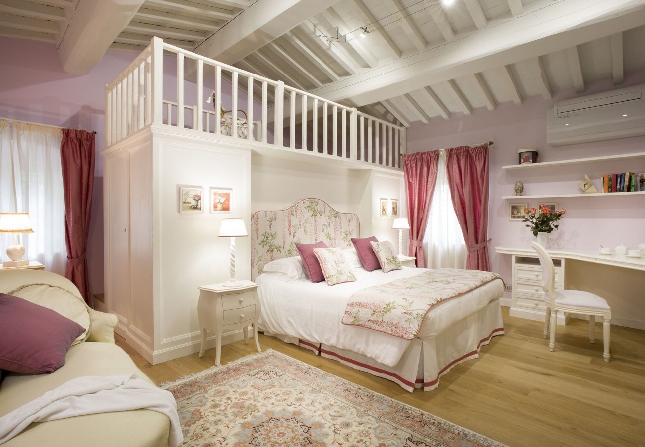 Villa in Tavarnelle Val di Pesa - Villa Tavernella with pool and spa