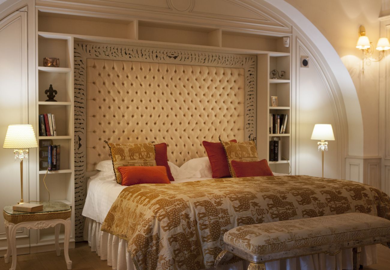 Villa in Tavarnelle Val di Pesa - Villa Tavernella with pool and spa