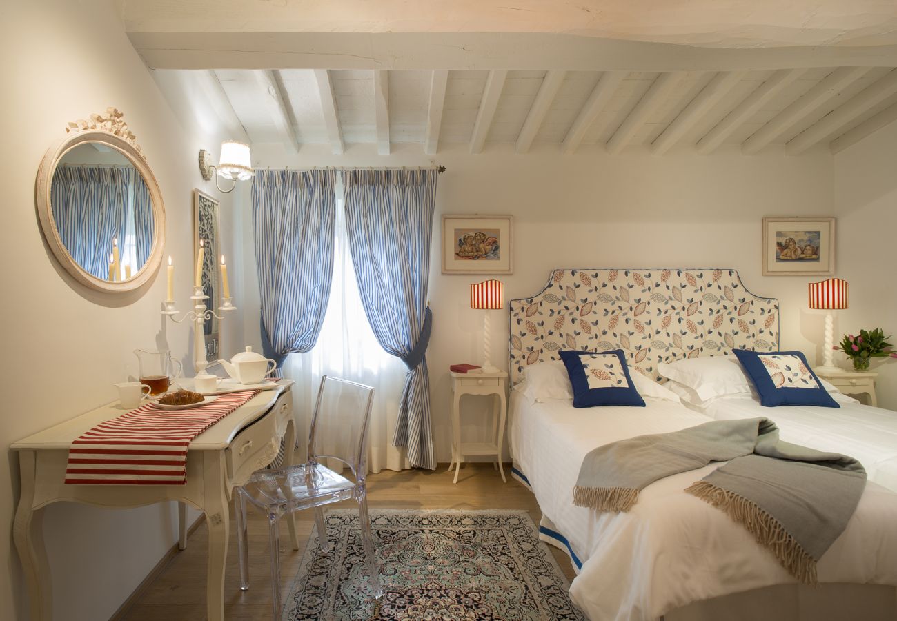 Villa in Tavarnelle Val di Pesa - Villa Tavernella with pool and spa