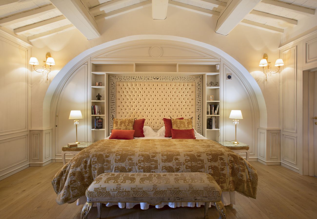 Villa in Tavarnelle Val di Pesa - Villa Tavernella with pool and spa