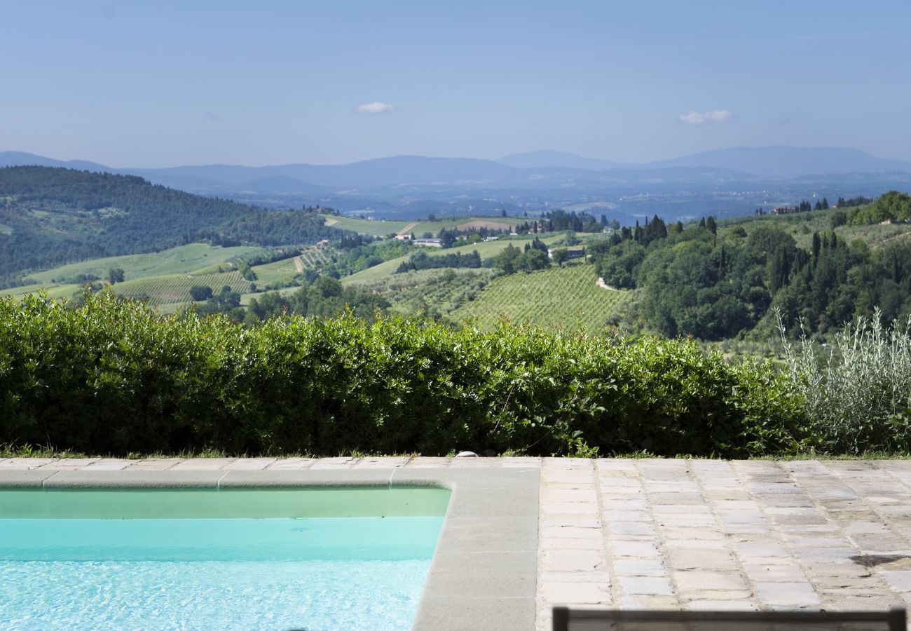 Villa in Tavarnelle Val di Pesa - Villa Tavernella with pool and spa