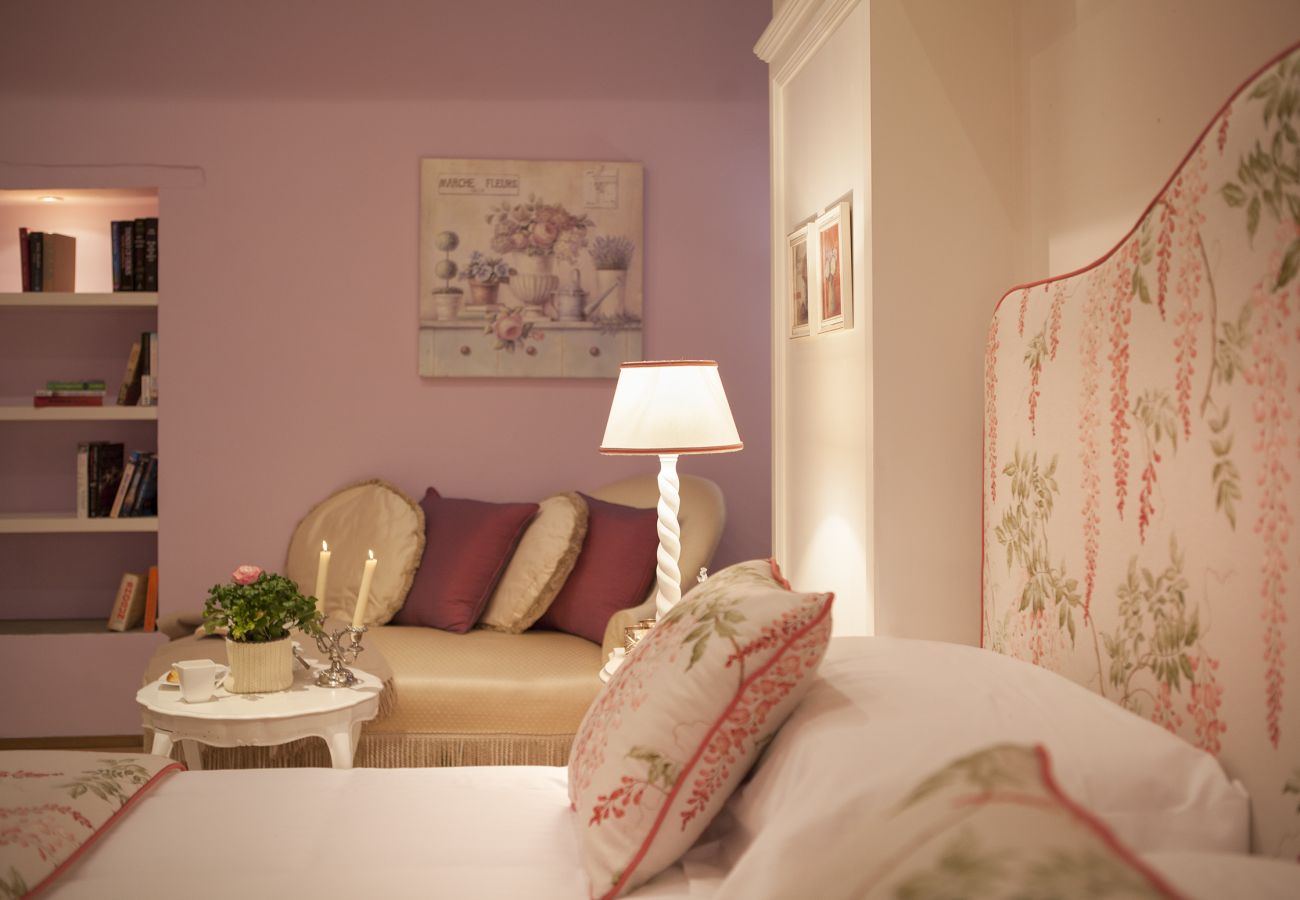 Villa in Tavarnelle Val di Pesa - Villa Tavernella with pool and spa