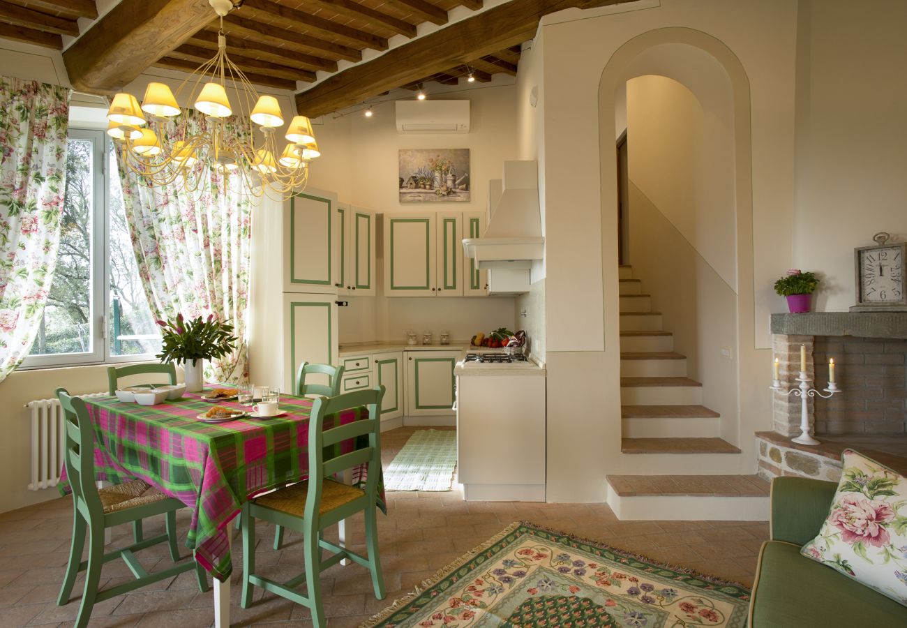 Villa in Tavarnelle Val di Pesa - Villa Tavernella with pool and spa