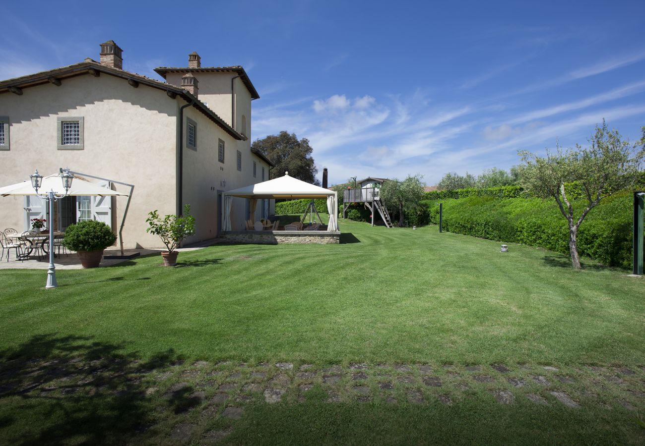 Villa in Tavarnelle Val di Pesa - Villa Tavernella with pool and spa
