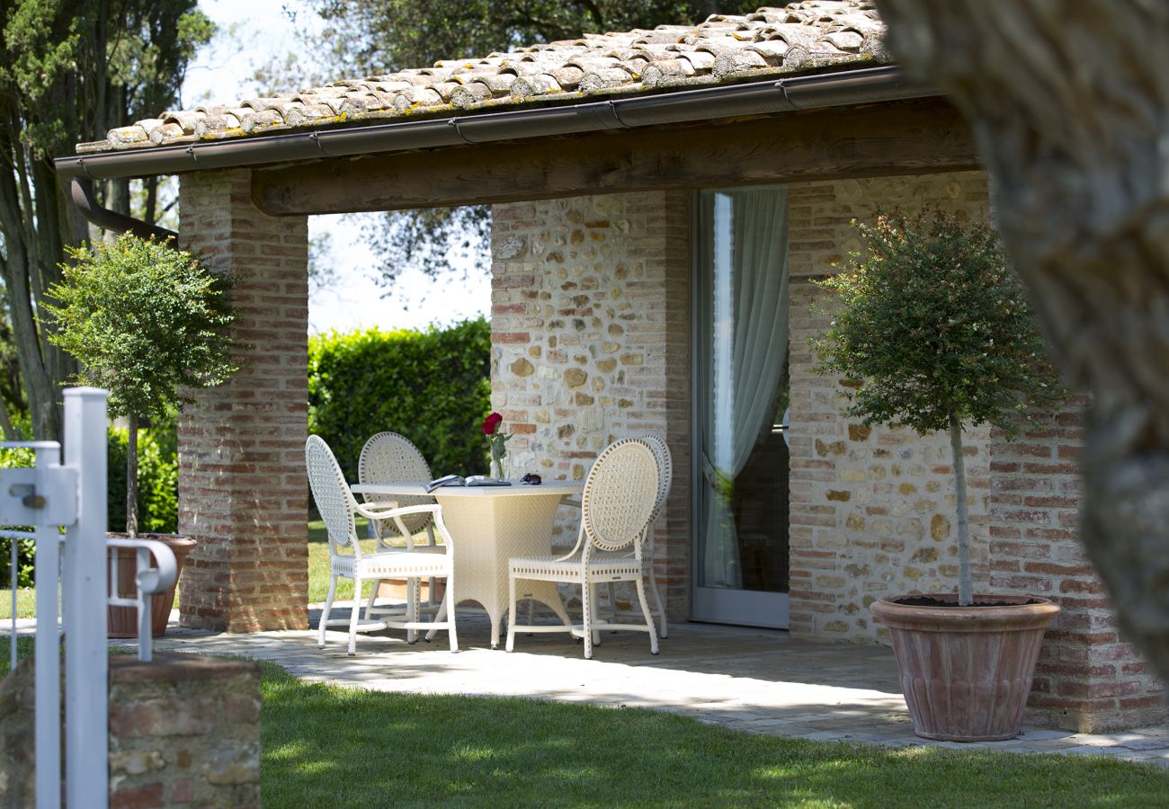 Villa in Tavarnelle Val di Pesa - Villa Tavernella with pool and spa