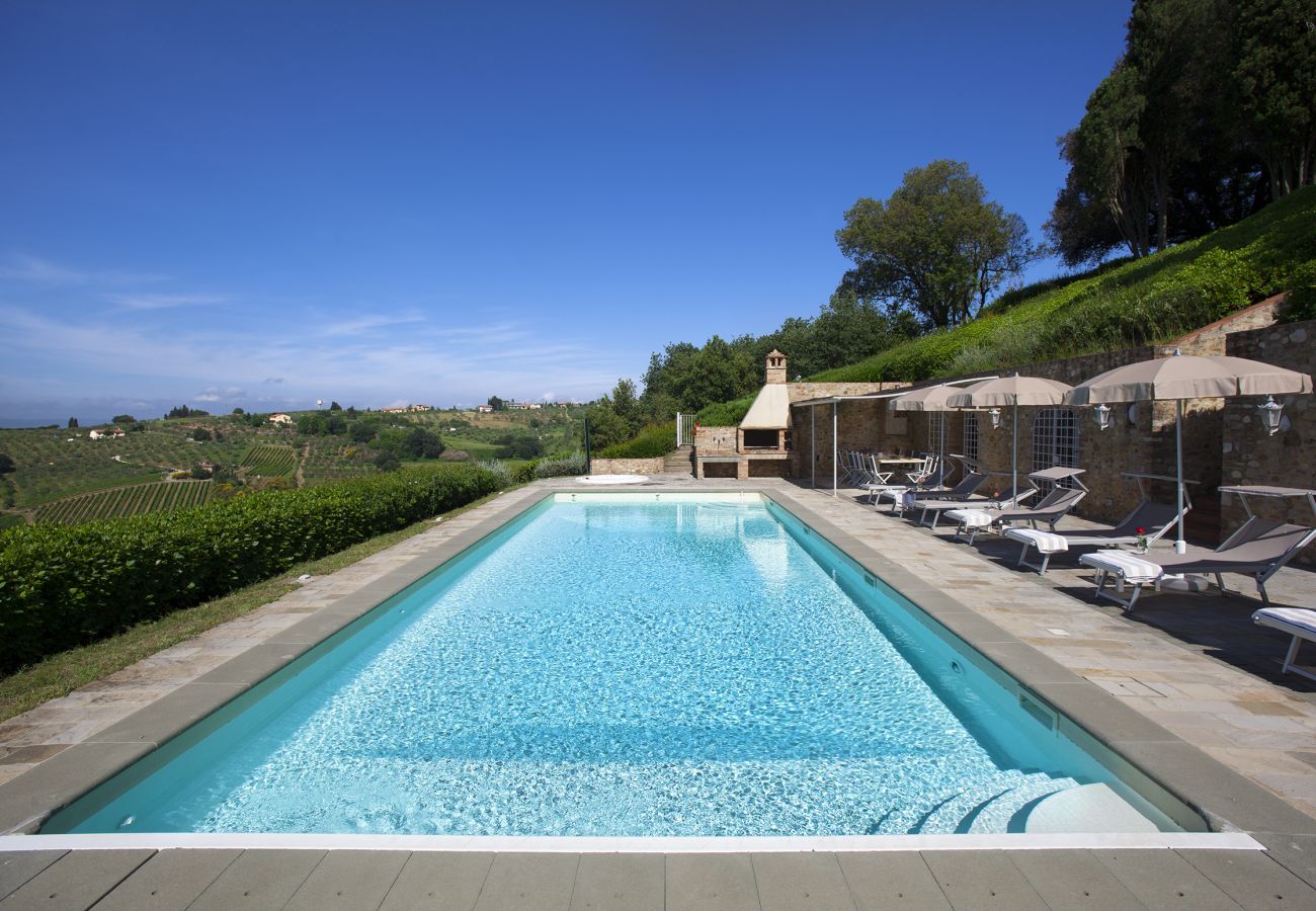 Villa in Tavarnelle Val di Pesa - Villa Tavernella with pool and spa