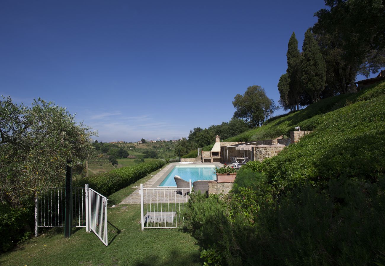 Villa in Tavarnelle Val di Pesa - Villa Tavernella with pool and spa