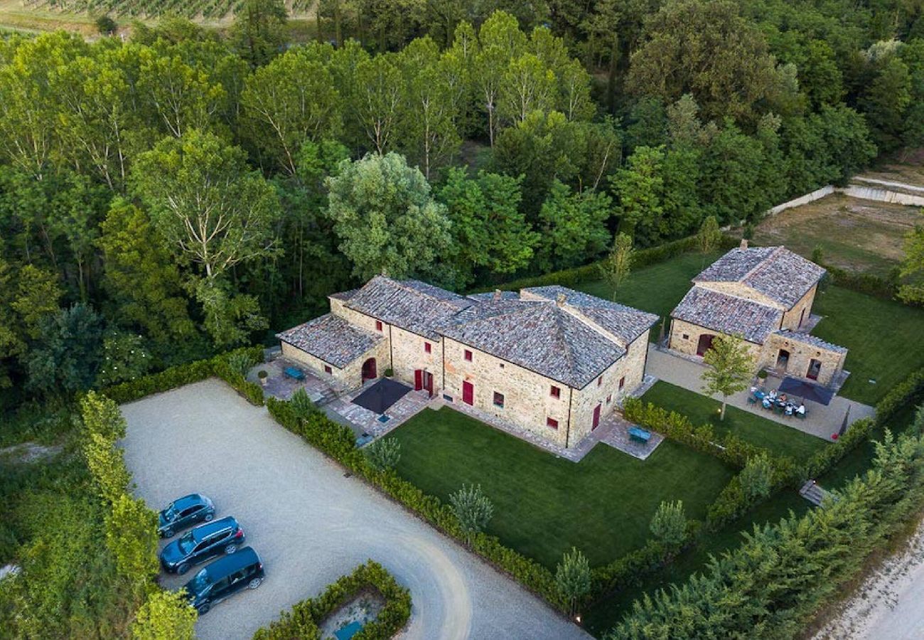 Villa in Panzano - Amazing place in Chianti  immersed in nature.