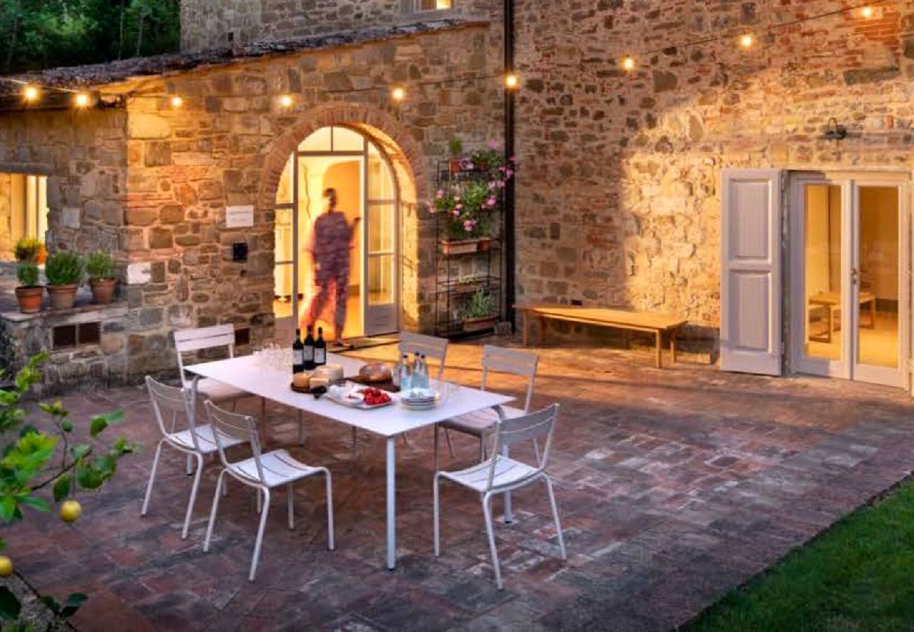 Villa in Panzano - Amazing place in Chianti  immersed in nature.