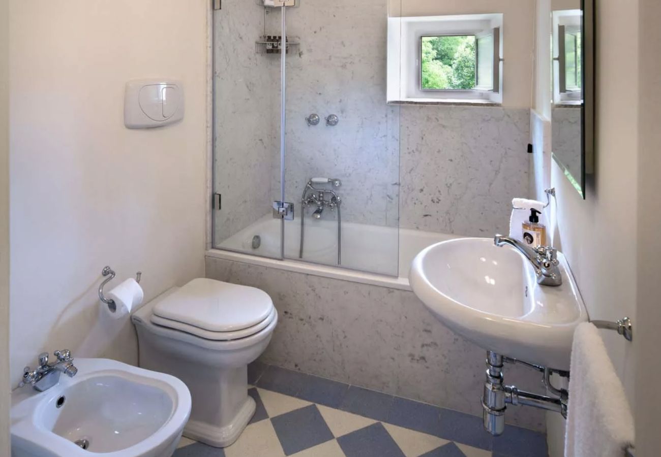 Villa in Panzano - Amazing place in Chianti  immersed in nature.