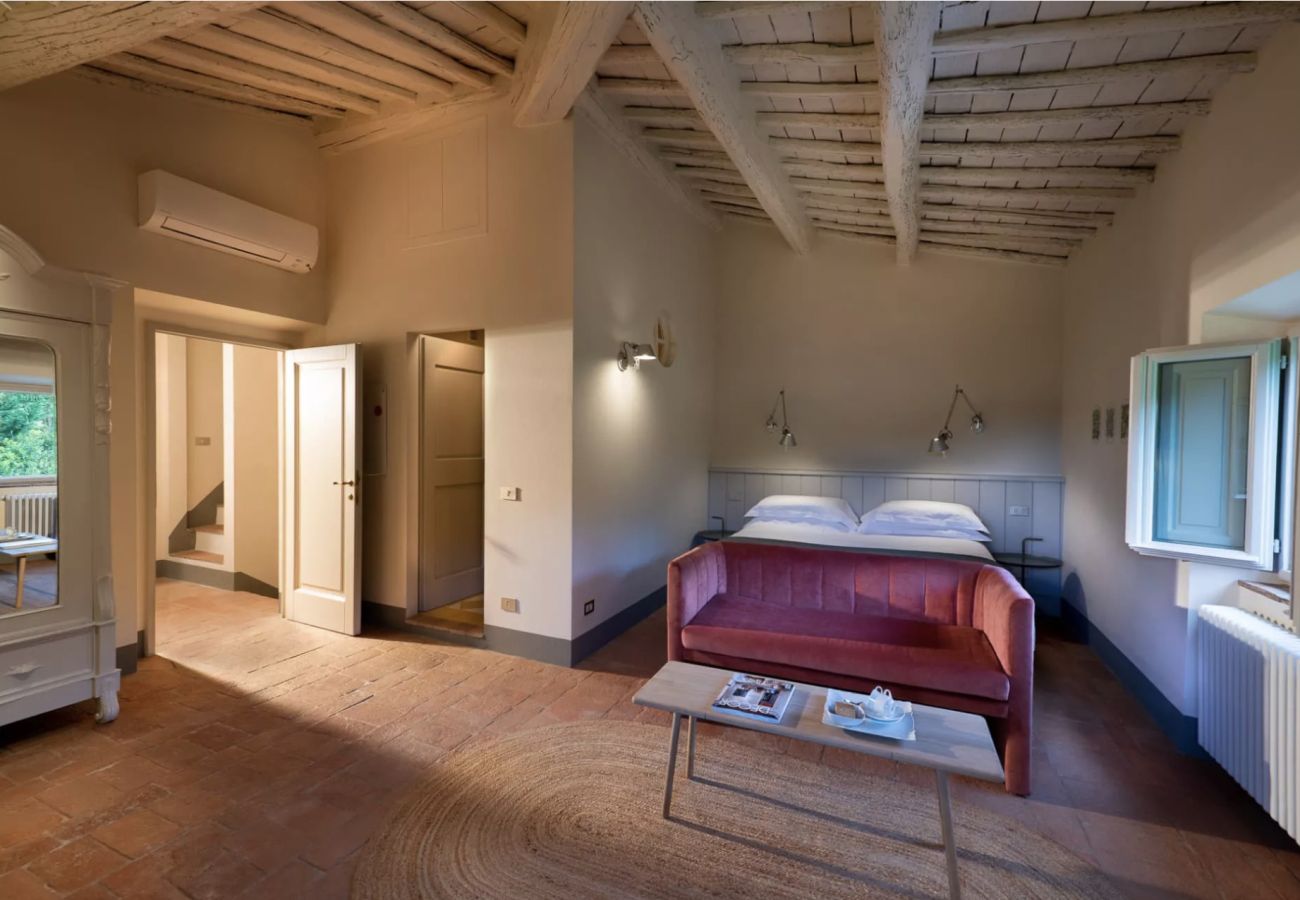 Villa in Panzano - Amazing place in Chianti  immersed in nature.