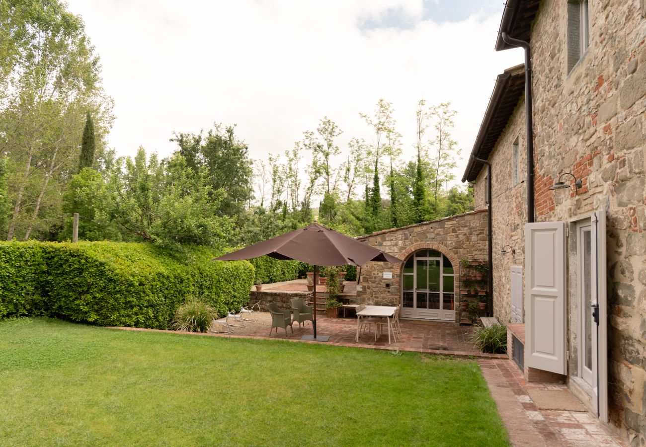 Villa in Panzano - Amazing place in Chianti  immersed in nature.