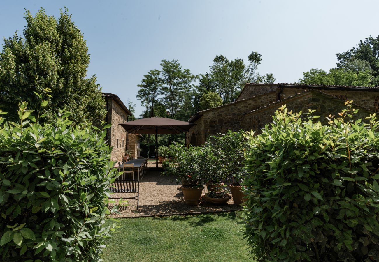 Villa in Panzano - Amazing place in Chianti  immersed in nature.