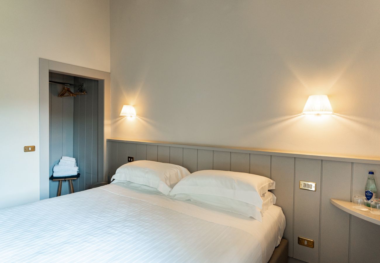 Villa in Panzano - Amazing place in Chianti  immersed in nature.