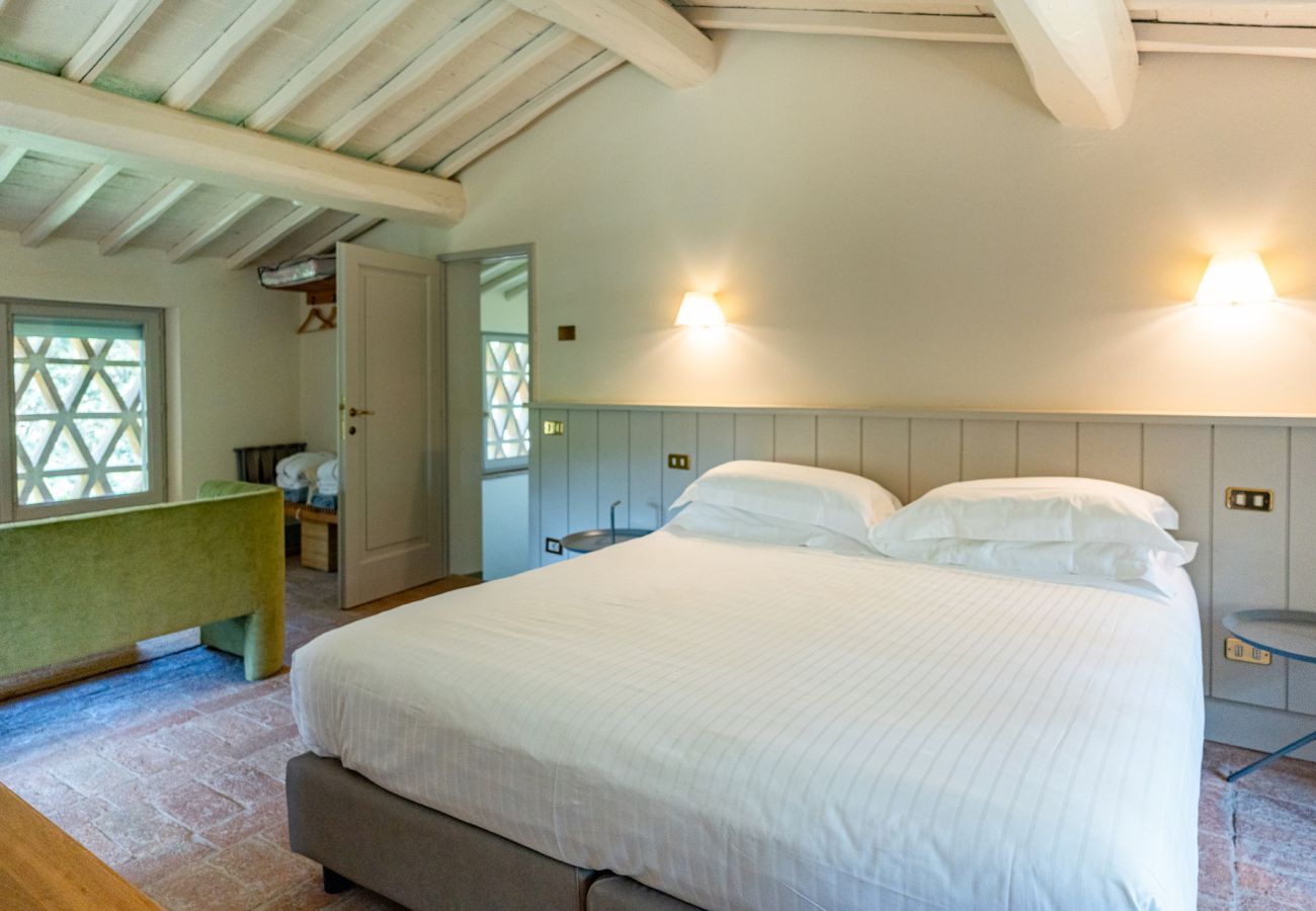 Villa in Panzano - Amazing place in Chianti  immersed in nature.