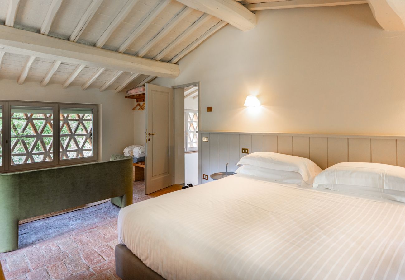 Villa in Panzano - Amazing place in Chianti  immersed in nature.