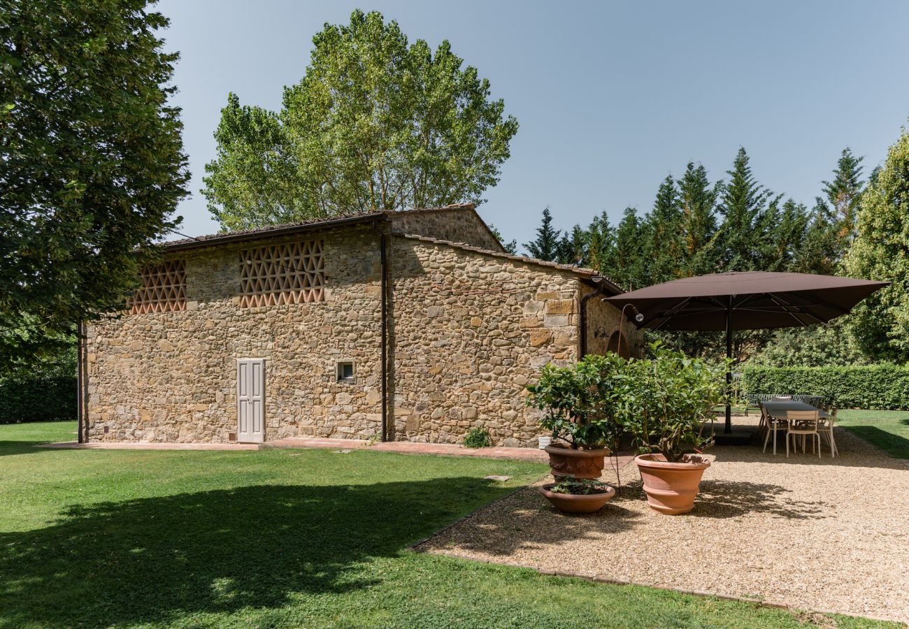 Villa in Panzano - Amazing place in Chianti  immersed in nature.