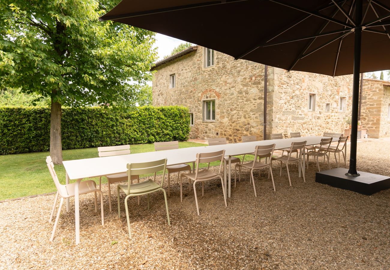 Villa in Panzano - Amazing place in Chianti  immersed in nature.