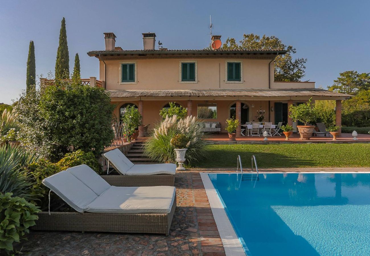 Villa in Lucca - Villa Vittoria WeekHomes