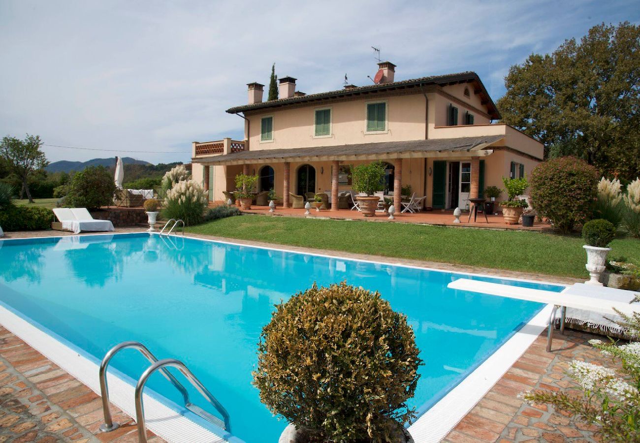 Villa in Lucca - Villa Vittoria WeekHomes