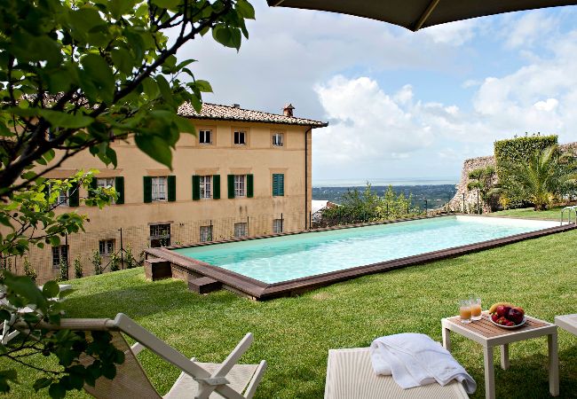 Villa in Camaiore - Luxury Villa close to the sea of Forte dei Marmi