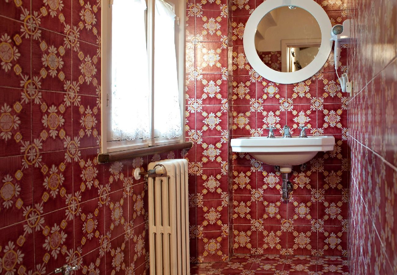 Villa in Camaiore - Luxury Villa close to the sea of Forte dei Marmi