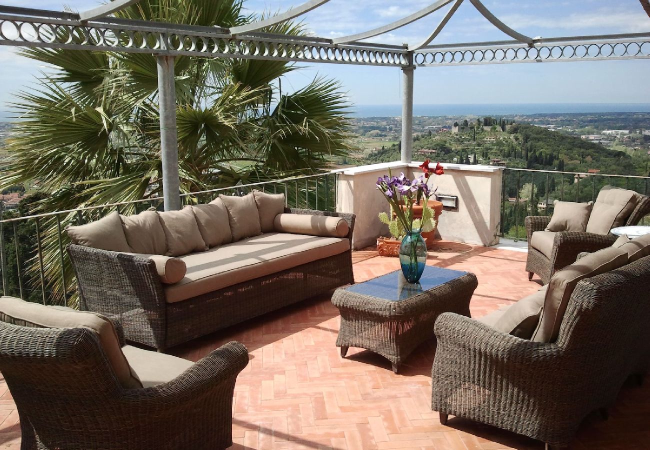 Villa in Camaiore - Luxury Villa close to the sea of Forte dei Marmi