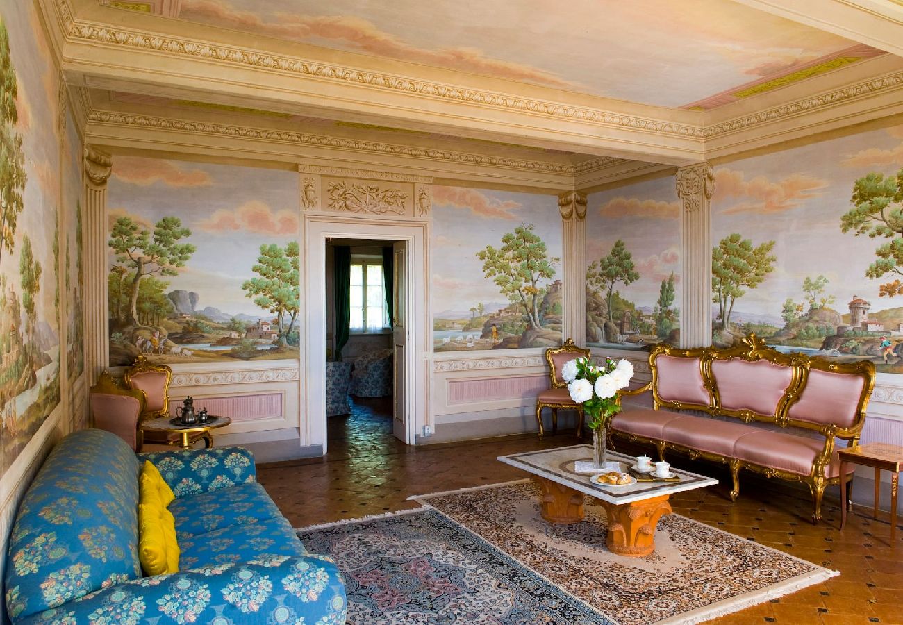 Villa in Camaiore - Luxury Villa close to the sea of Forte dei Marmi