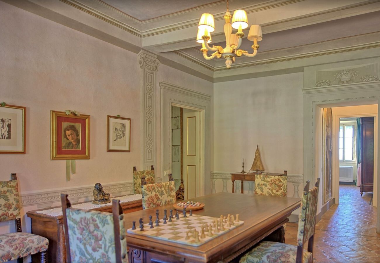 Villa in Camaiore - Luxury Villa close to the sea of Forte dei Marmi