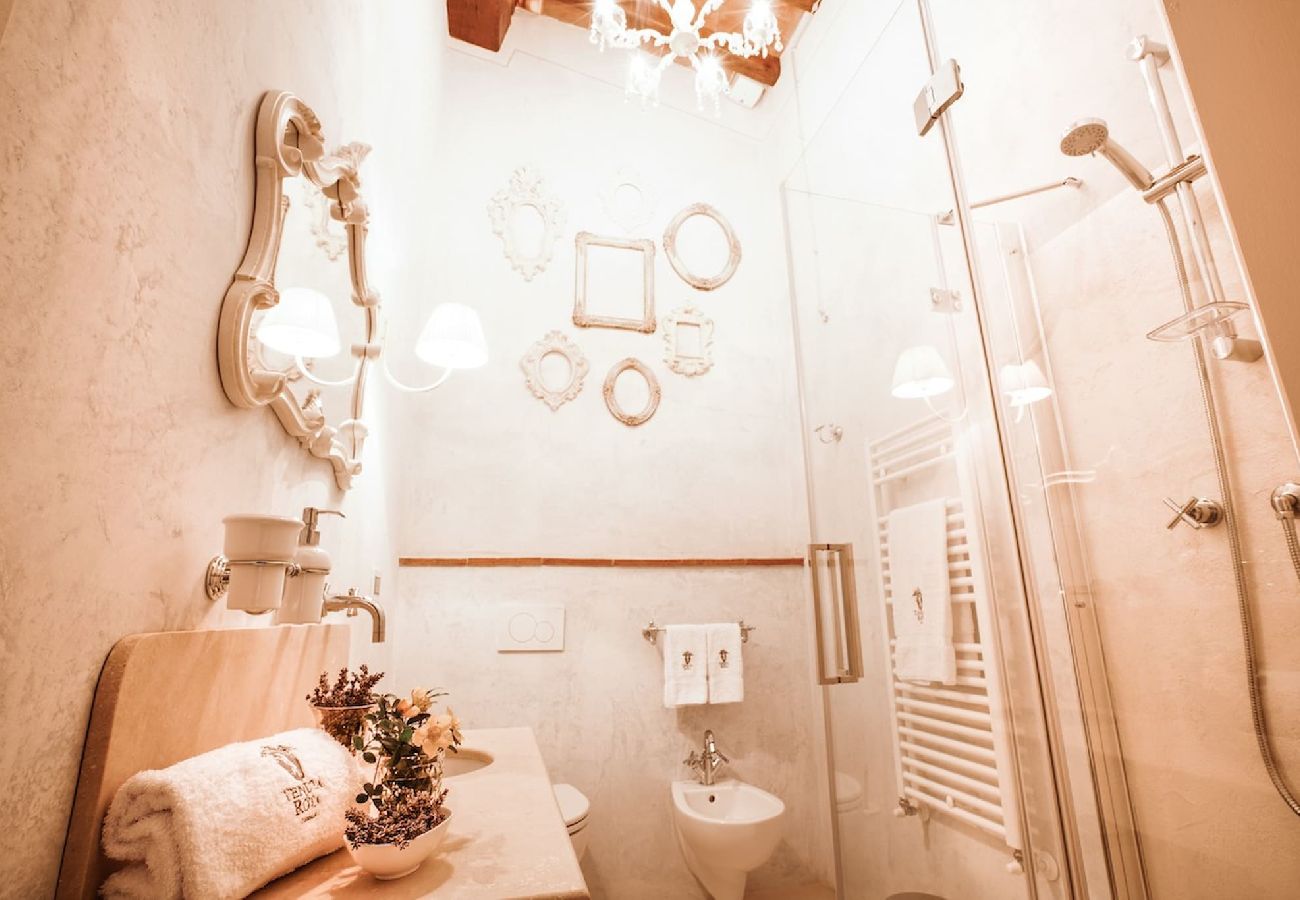 Villa in Reggello - Villa Ruota with views on the Tuscan countryside