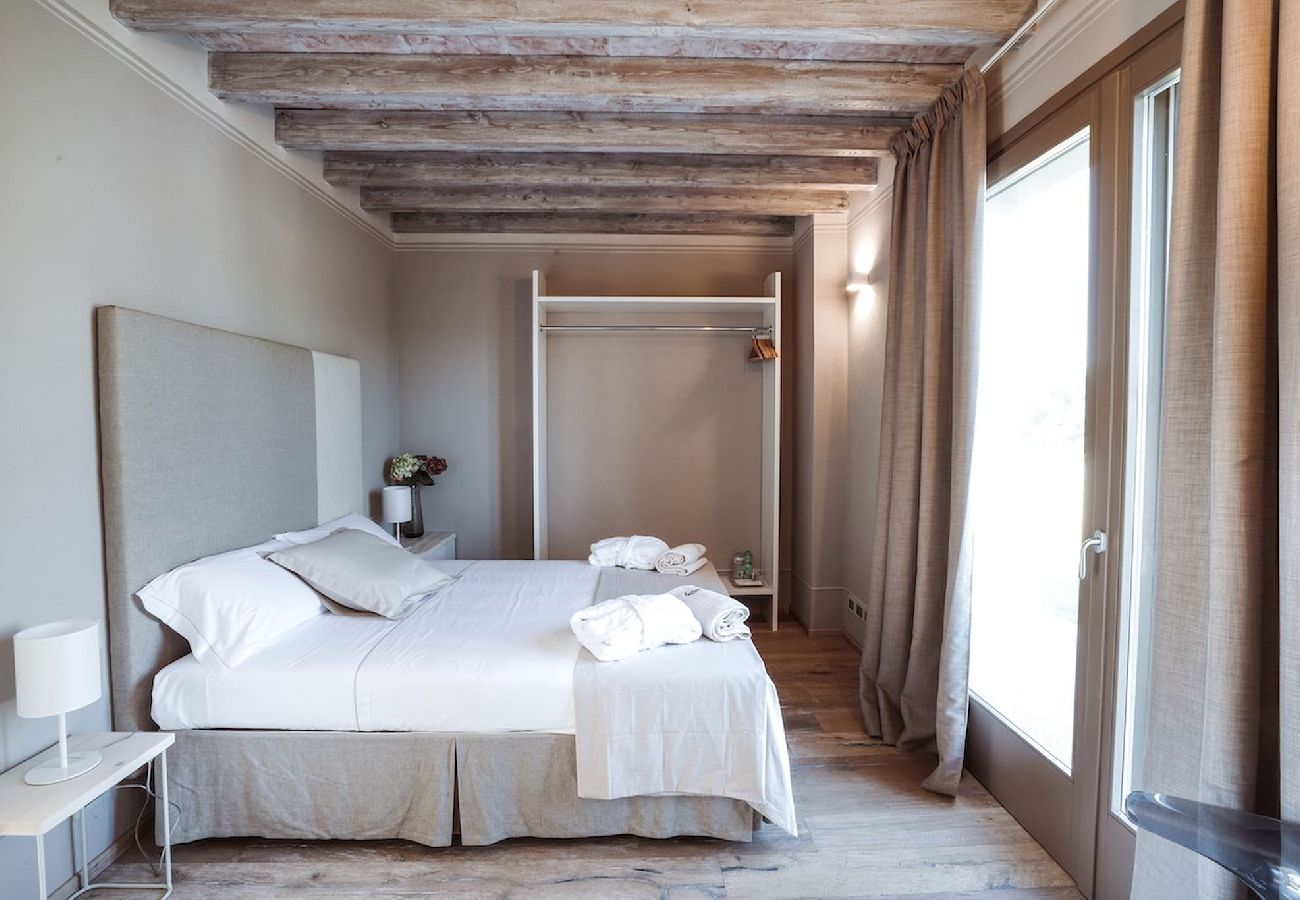 Villa in Reggello - Villa Ruota with views on the Tuscan countryside