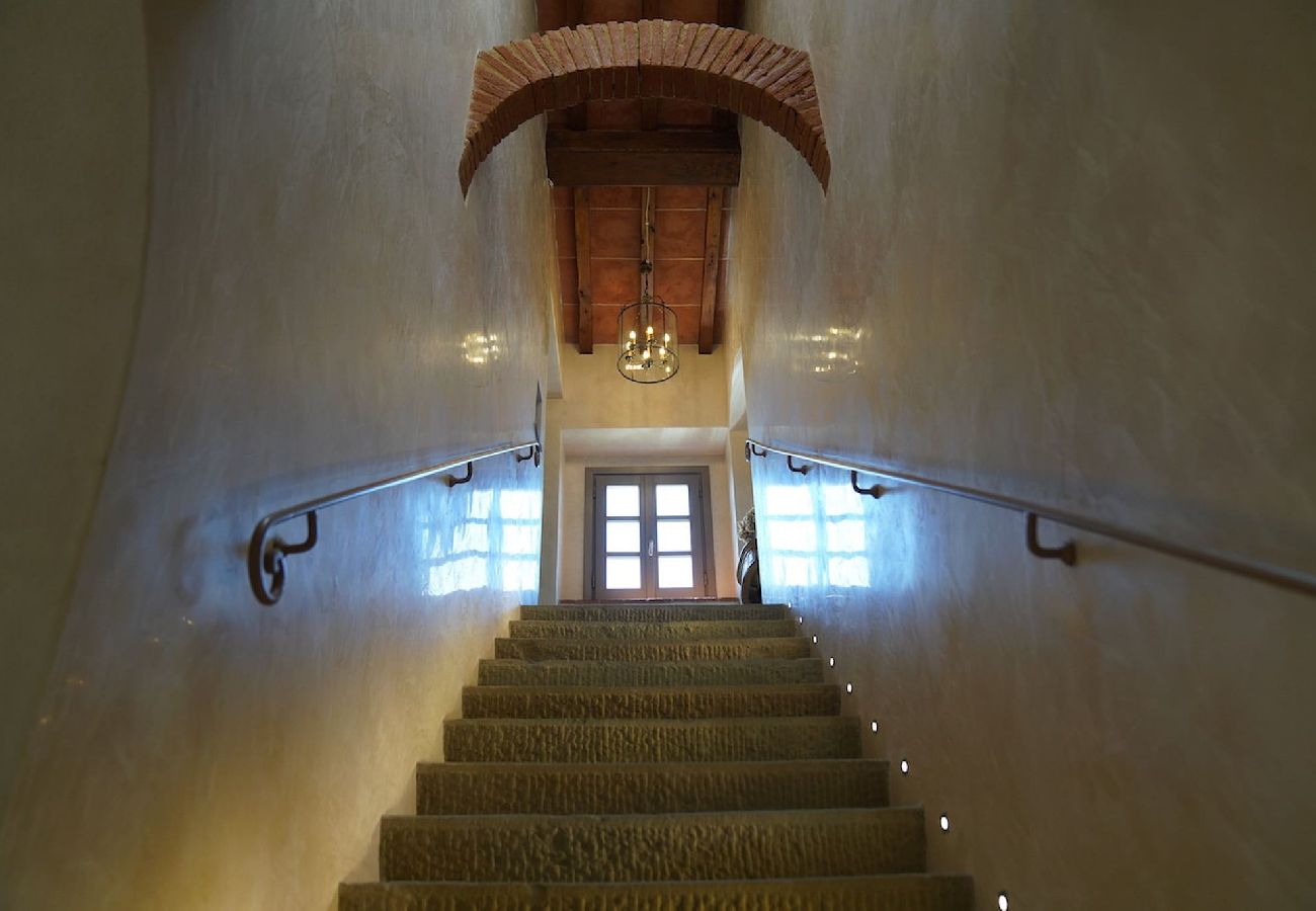 Villa in Reggello - Villa Ruota with views on the Tuscan countryside