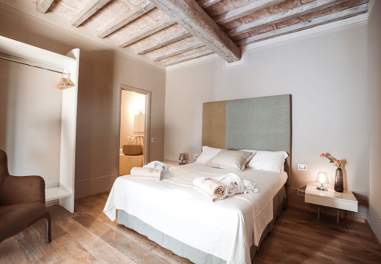 Villa in Reggello - Villa Ruota with views on the Tuscan countryside